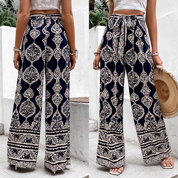 💙 BOHO NAVY IVORY ABSTRACT PRINT HIGH WAIST PANTS! - Picture 2 of 7